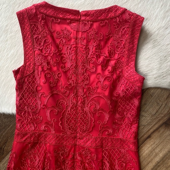 Tadashi Shoji Embroidered Tulle Keyhole Neckline Dress Coral - Picture 10 of 11